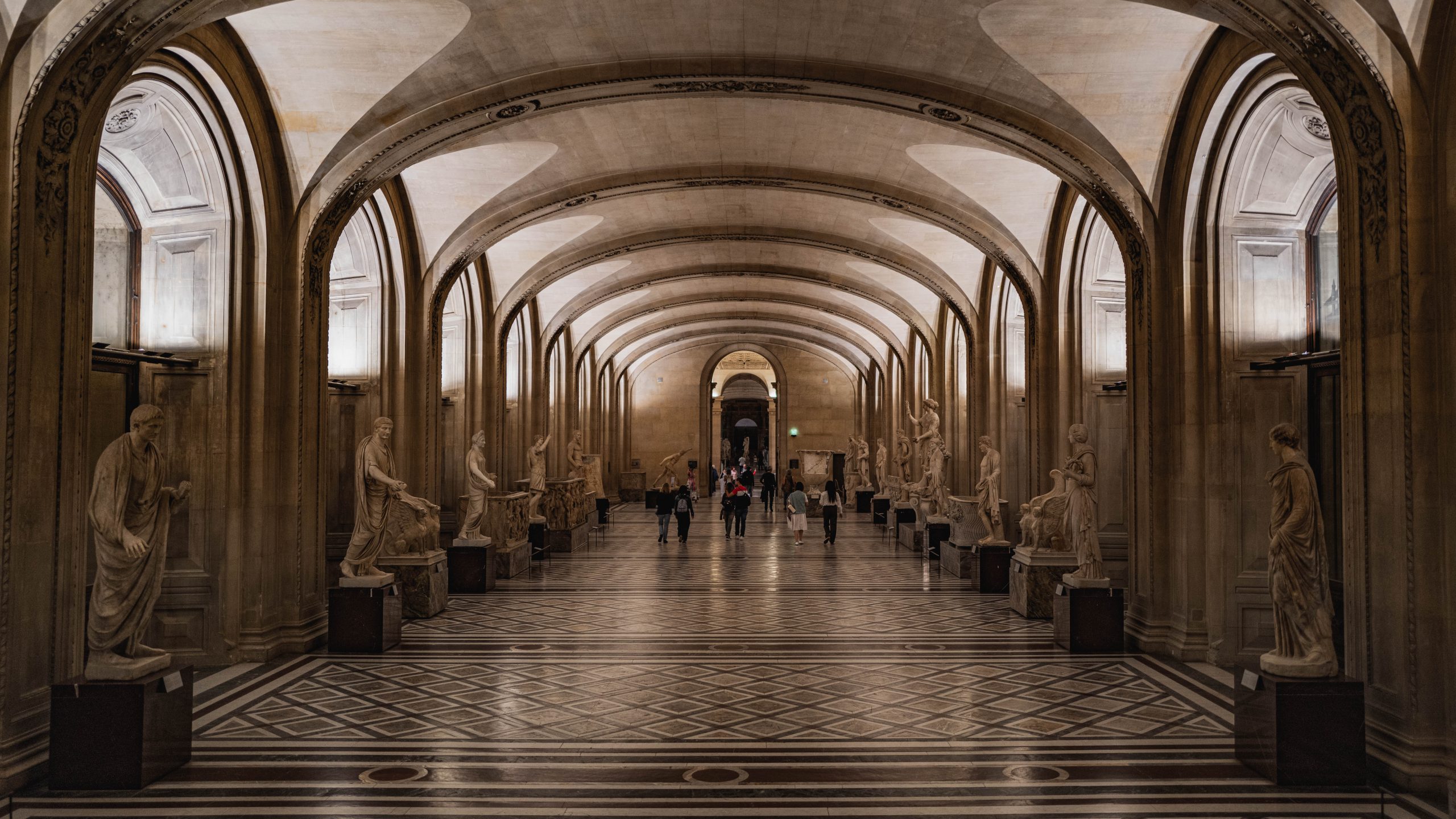 Galerie des Antiques du Louvre