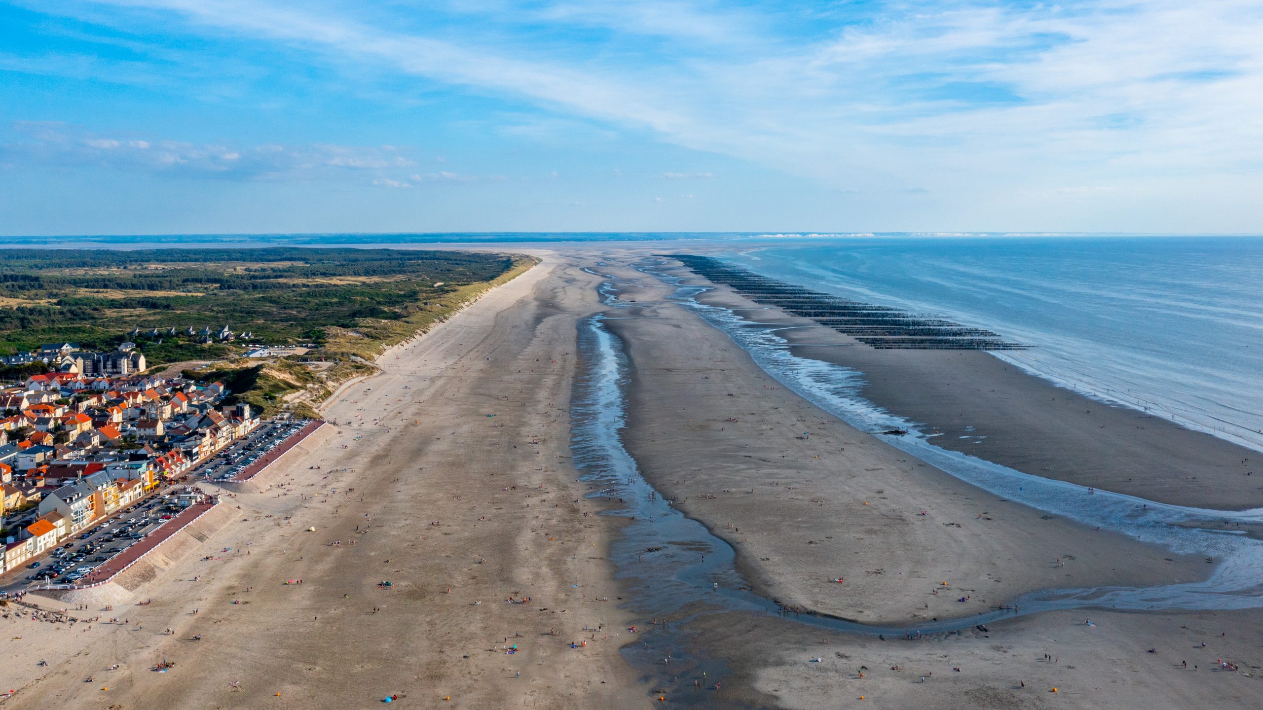 Plage de Wissant et épis
