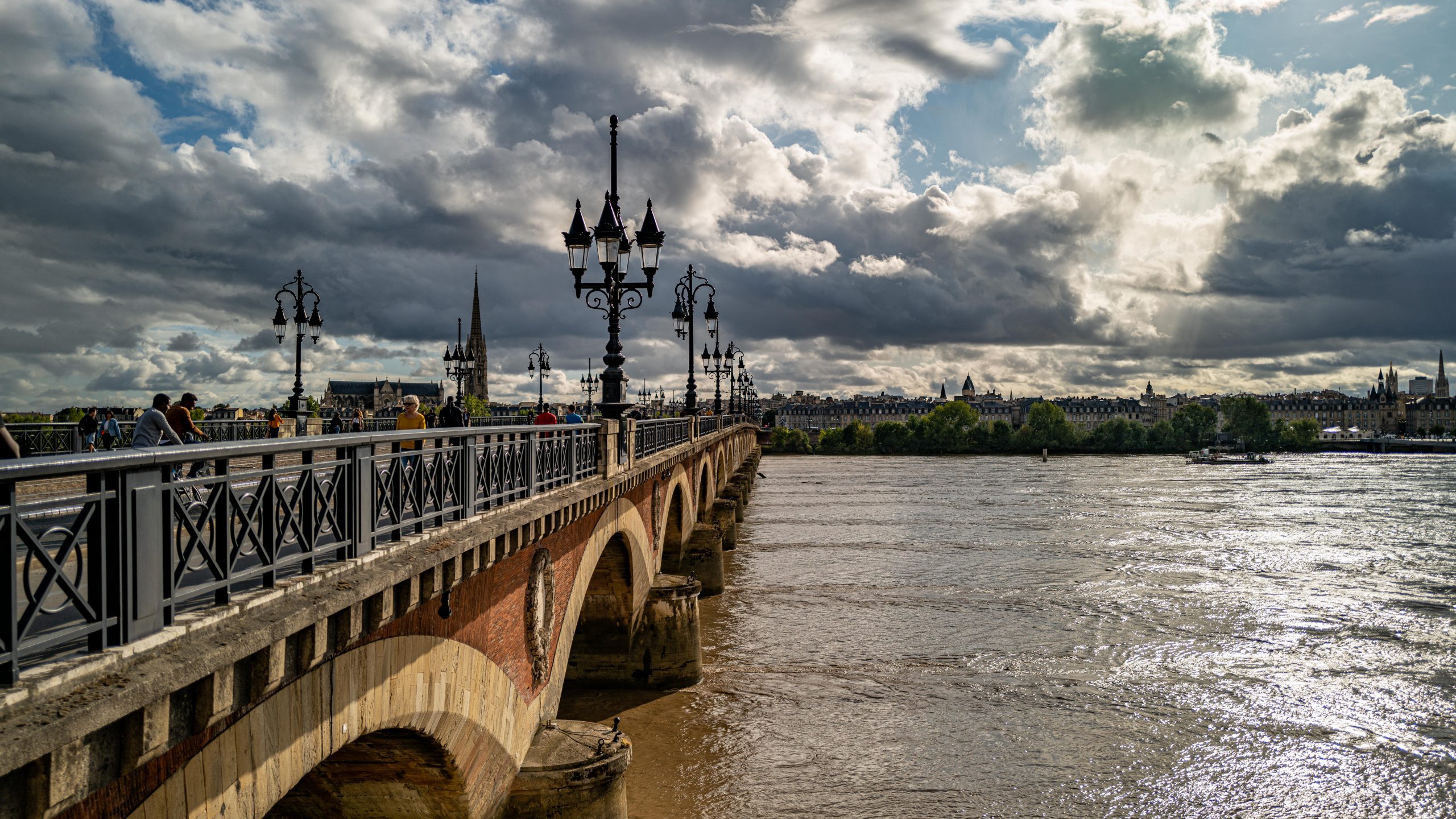 Pont de Pierre à Bordeaux