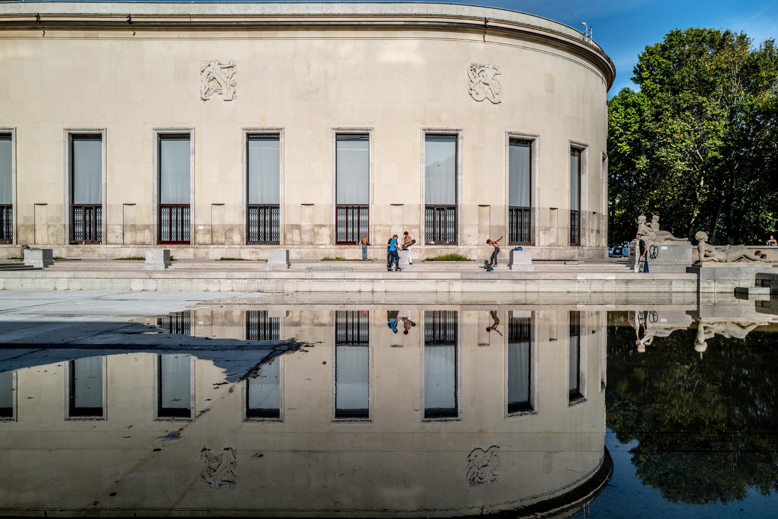 Reflets au Palais de Chaillot
