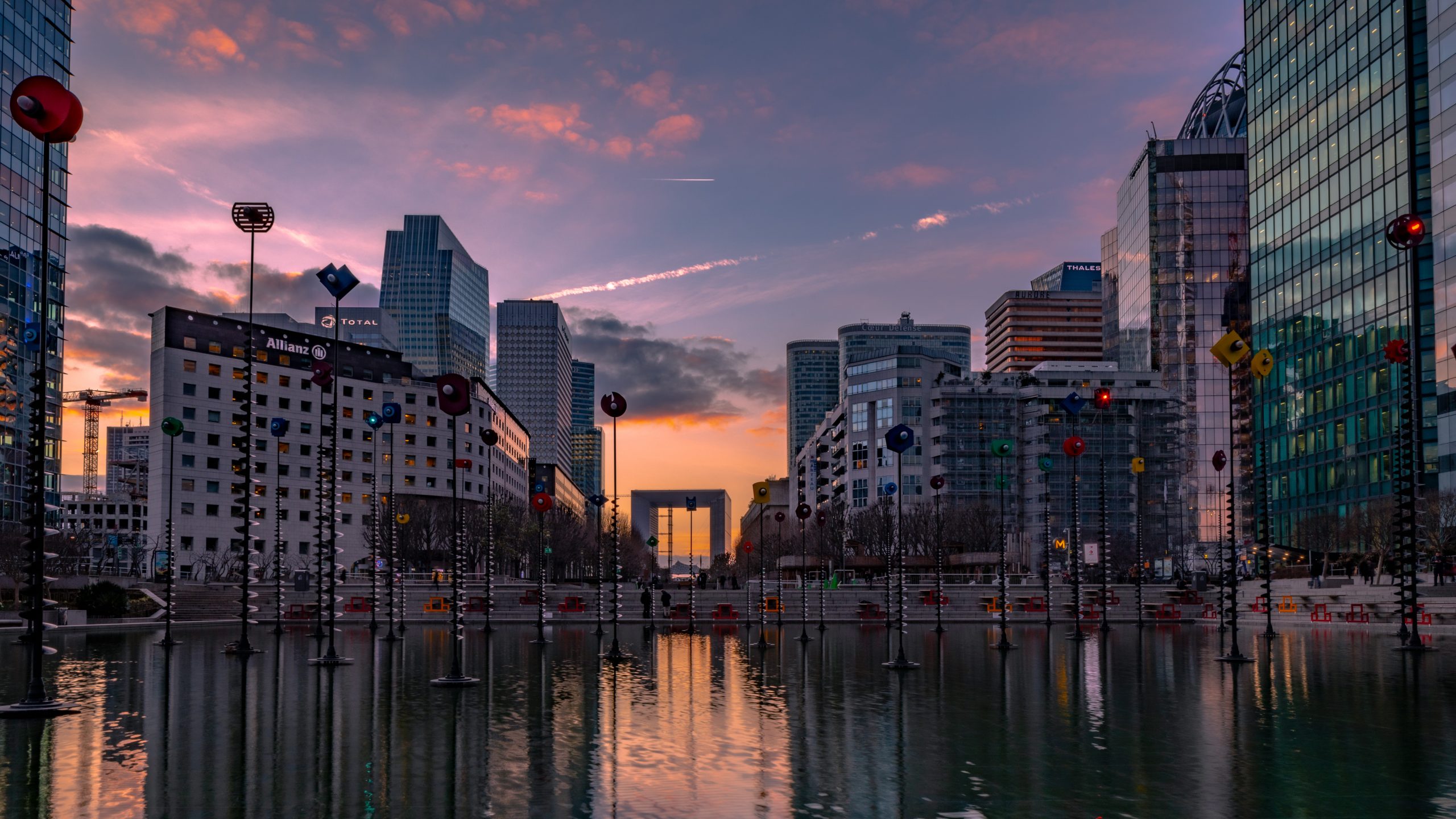 Reflets sur l’Arche de La Défense