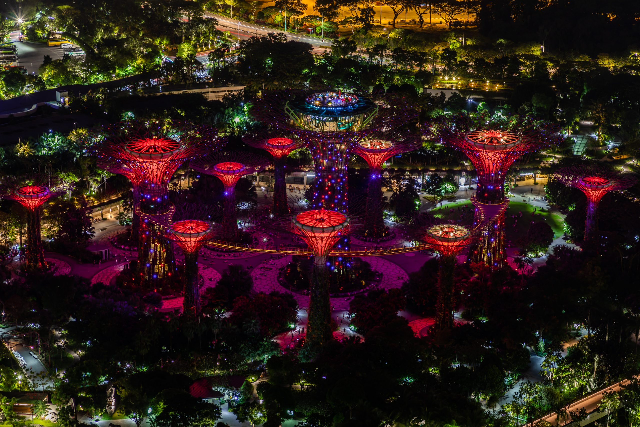 Supertrees illuminés des Jardins de la Baie