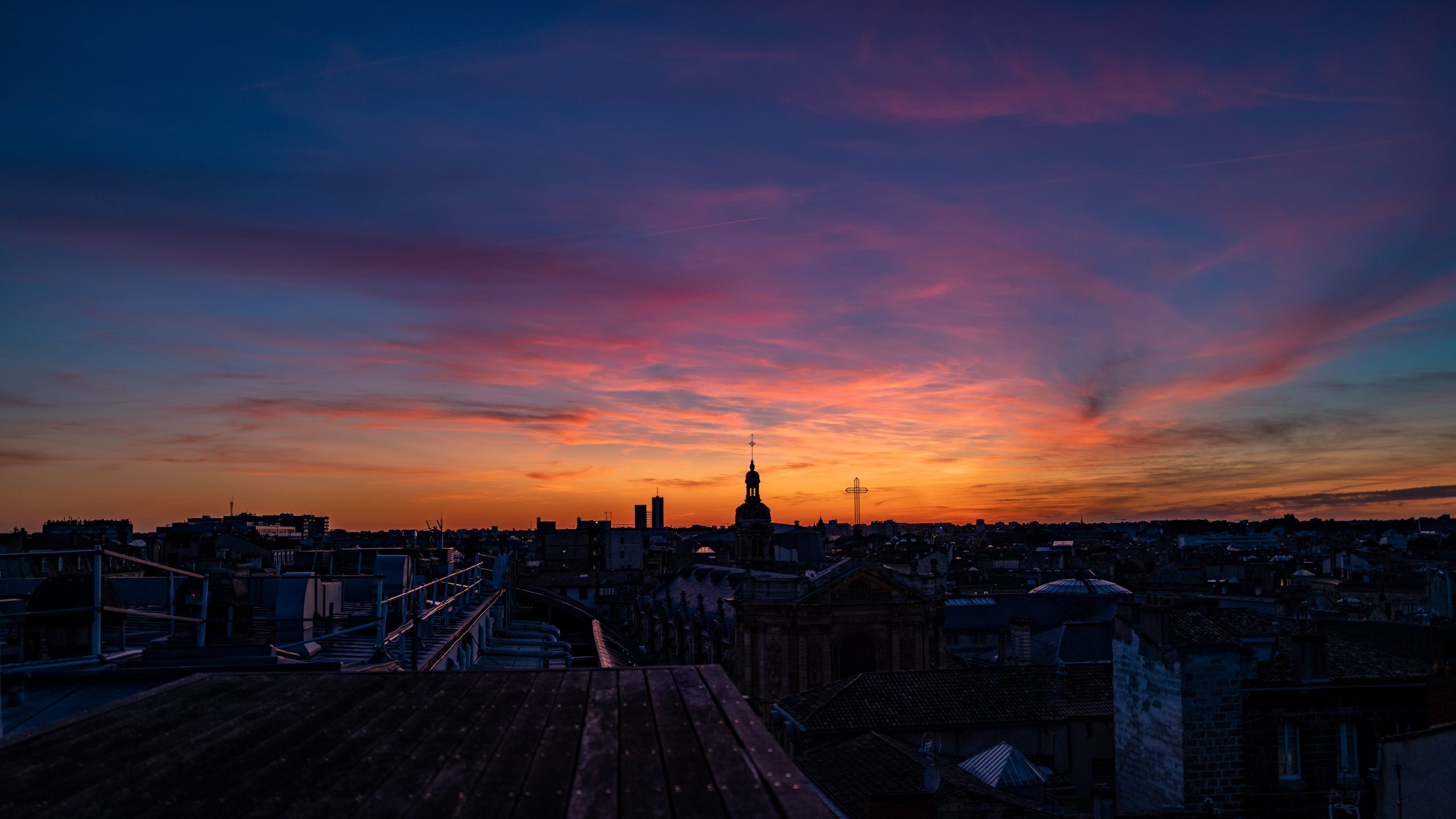 Toits Urbains et Dôme d’Église