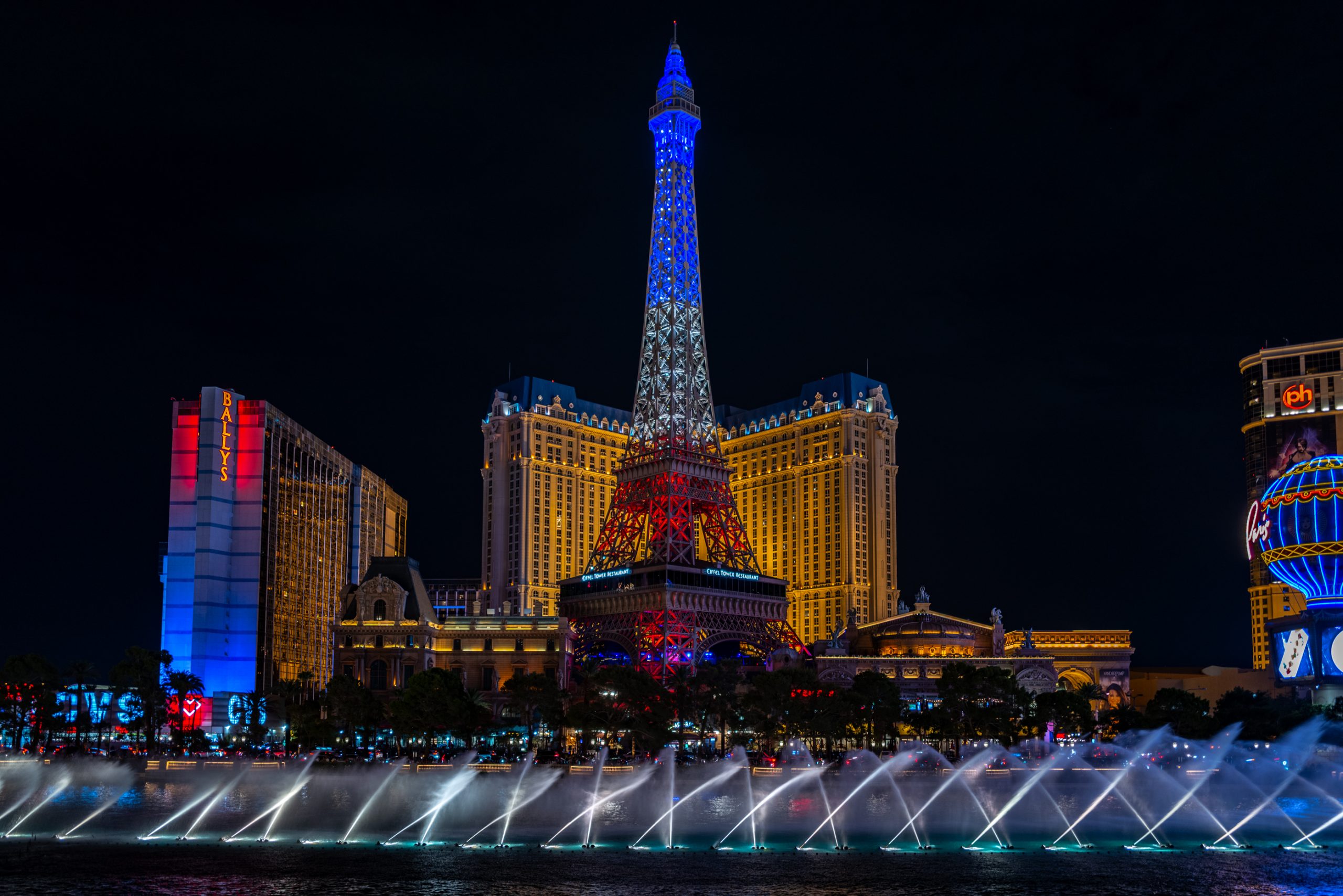 Fontaines Bellagio et Tour Eiffel