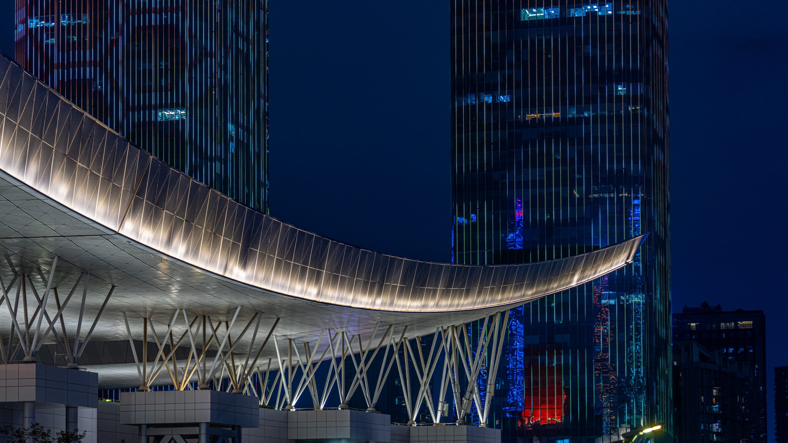 Nef Métallique et Gratte-ciels