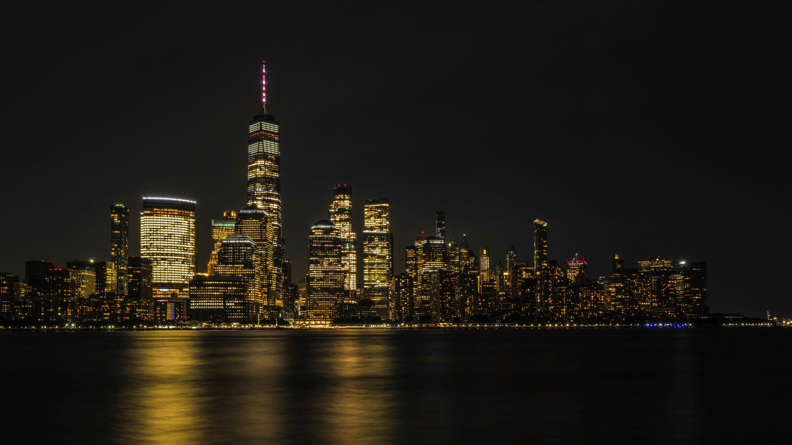 Panorama nocturne de Manhattan