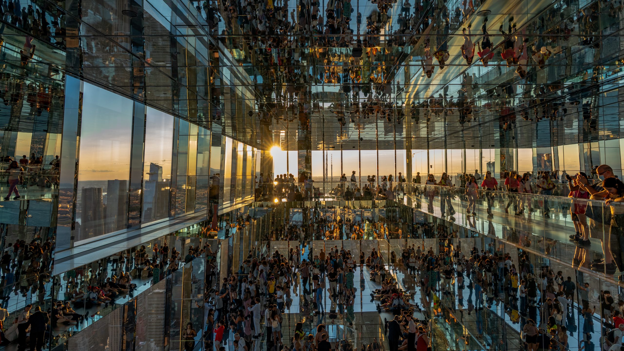 Reflets infinis au Summit One Vanderbilt