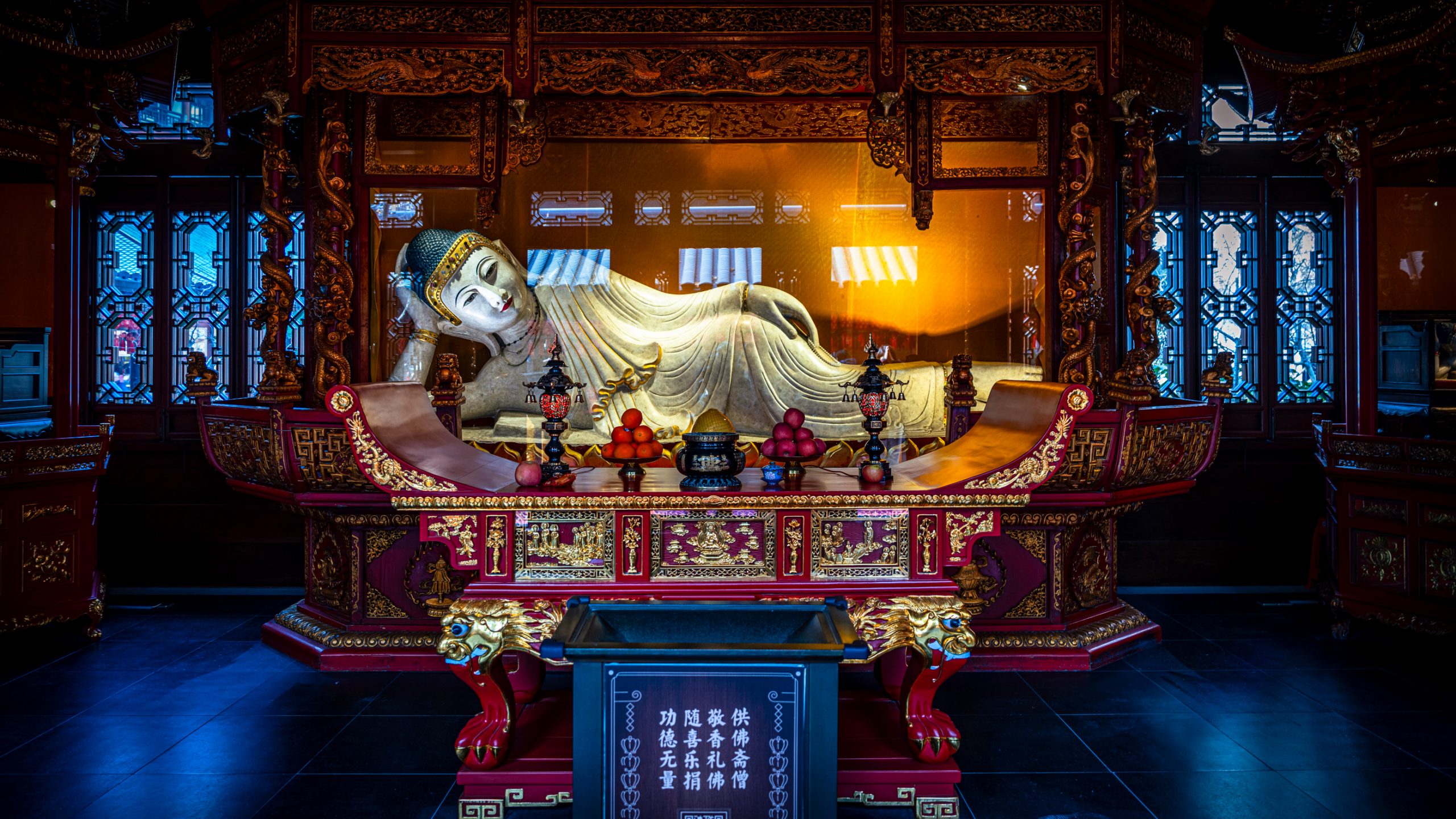 Statue de Bouddha Couché