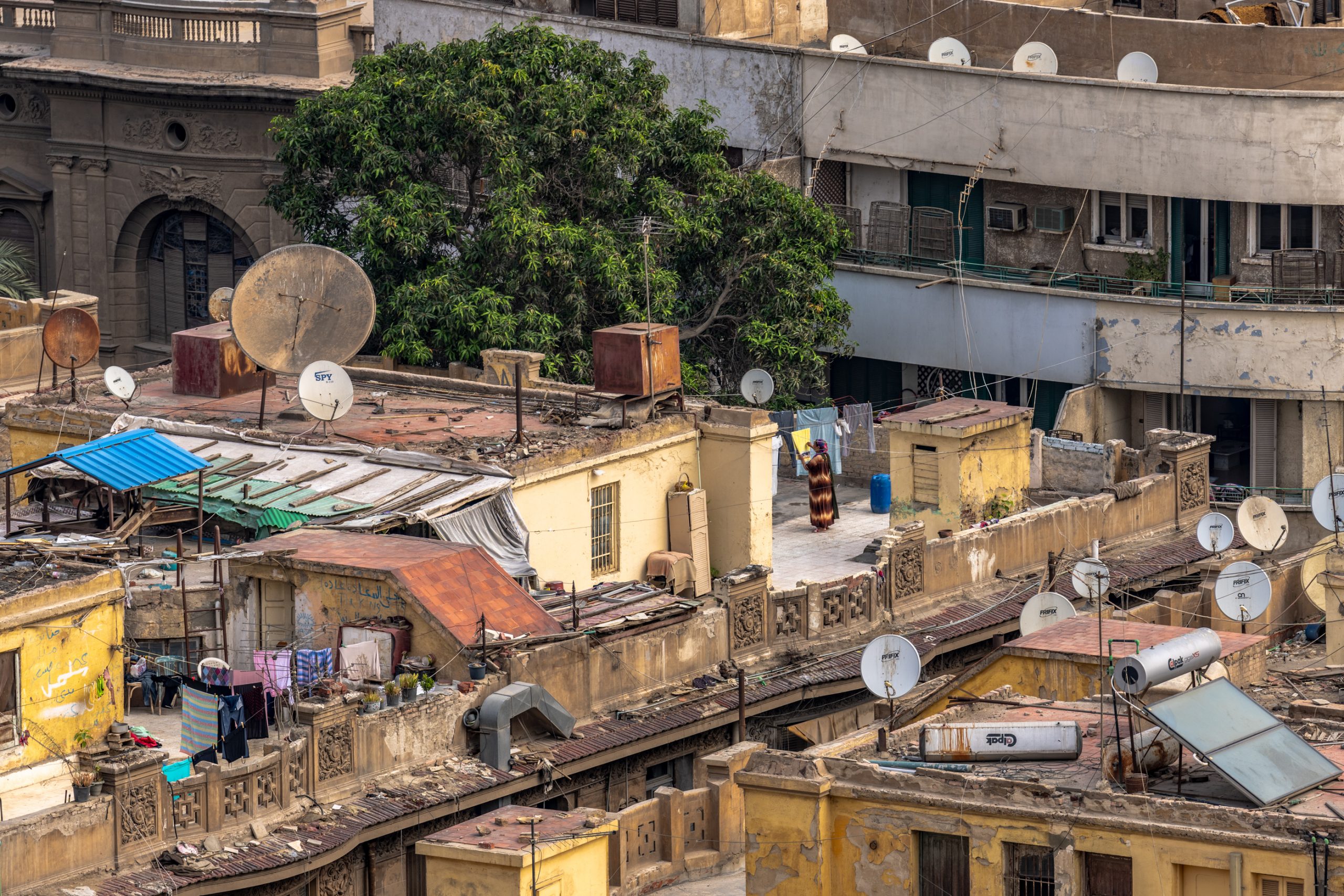 Toits du Caire aux antennes