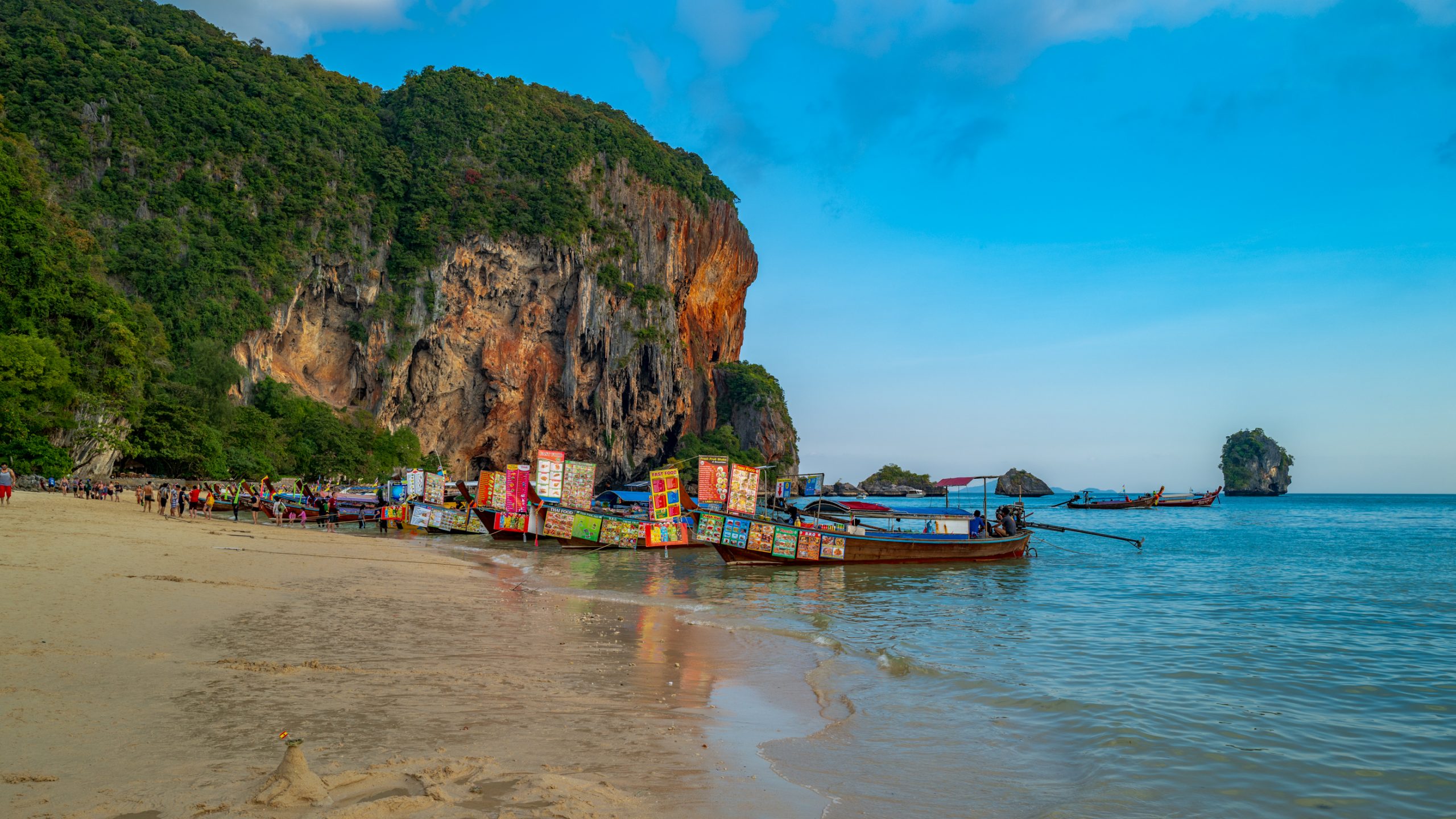 Bateaux Long-Tail à Railay Beach