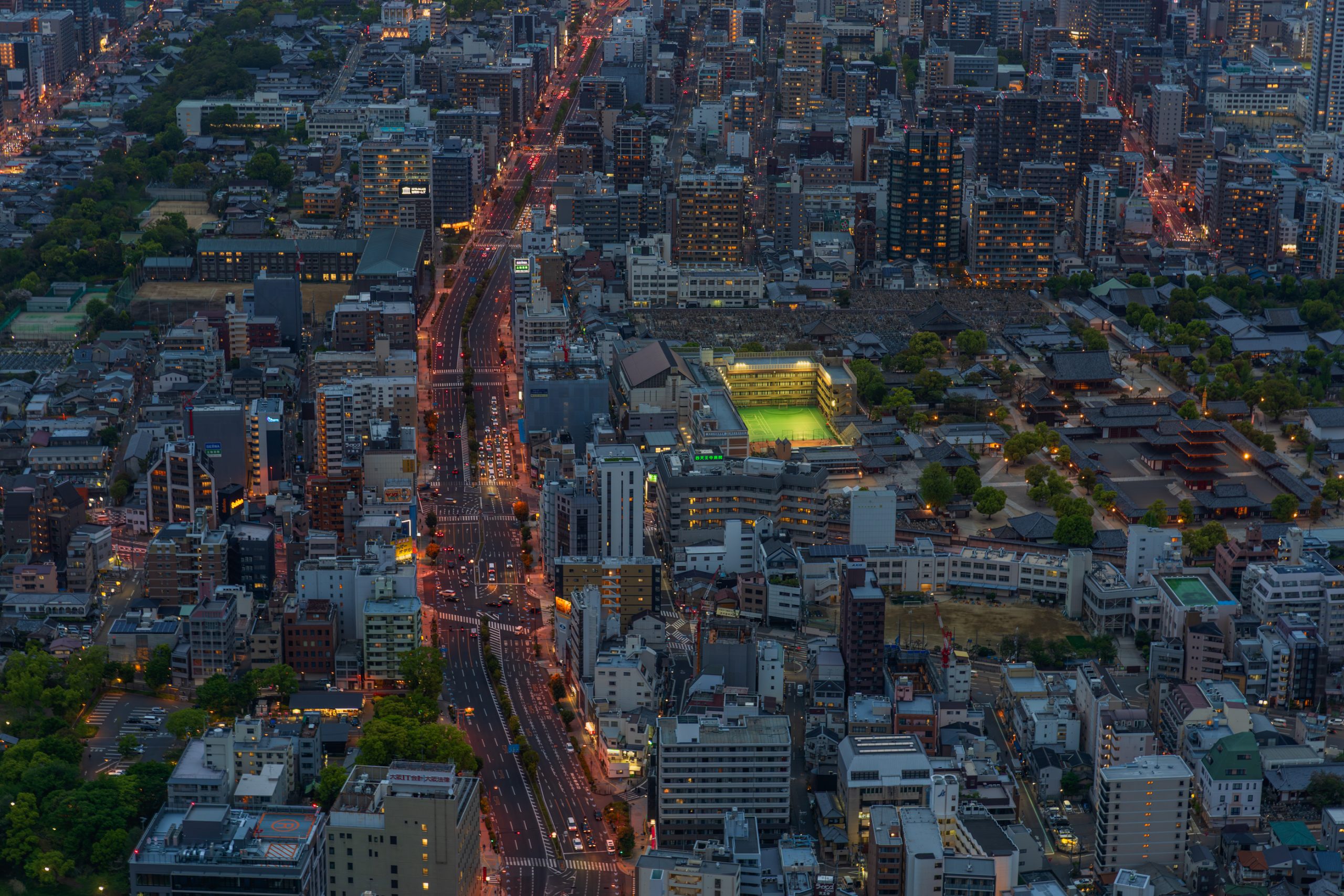 Pagode Shitennō-ji et Midosuji