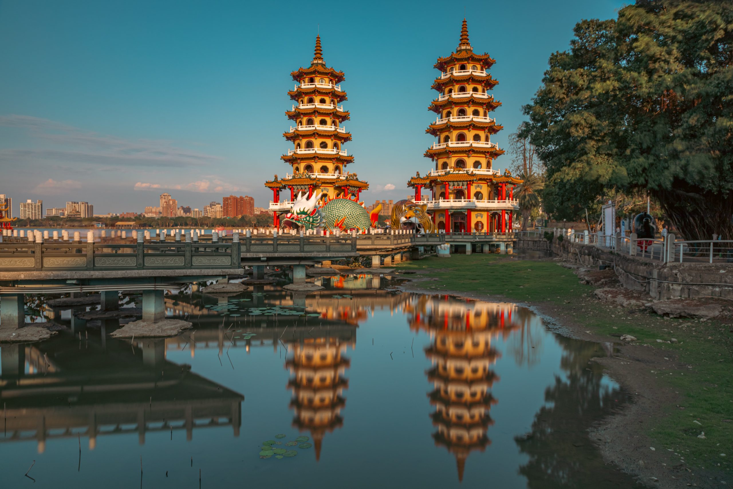 Pagodes du Dragon et du Tigre