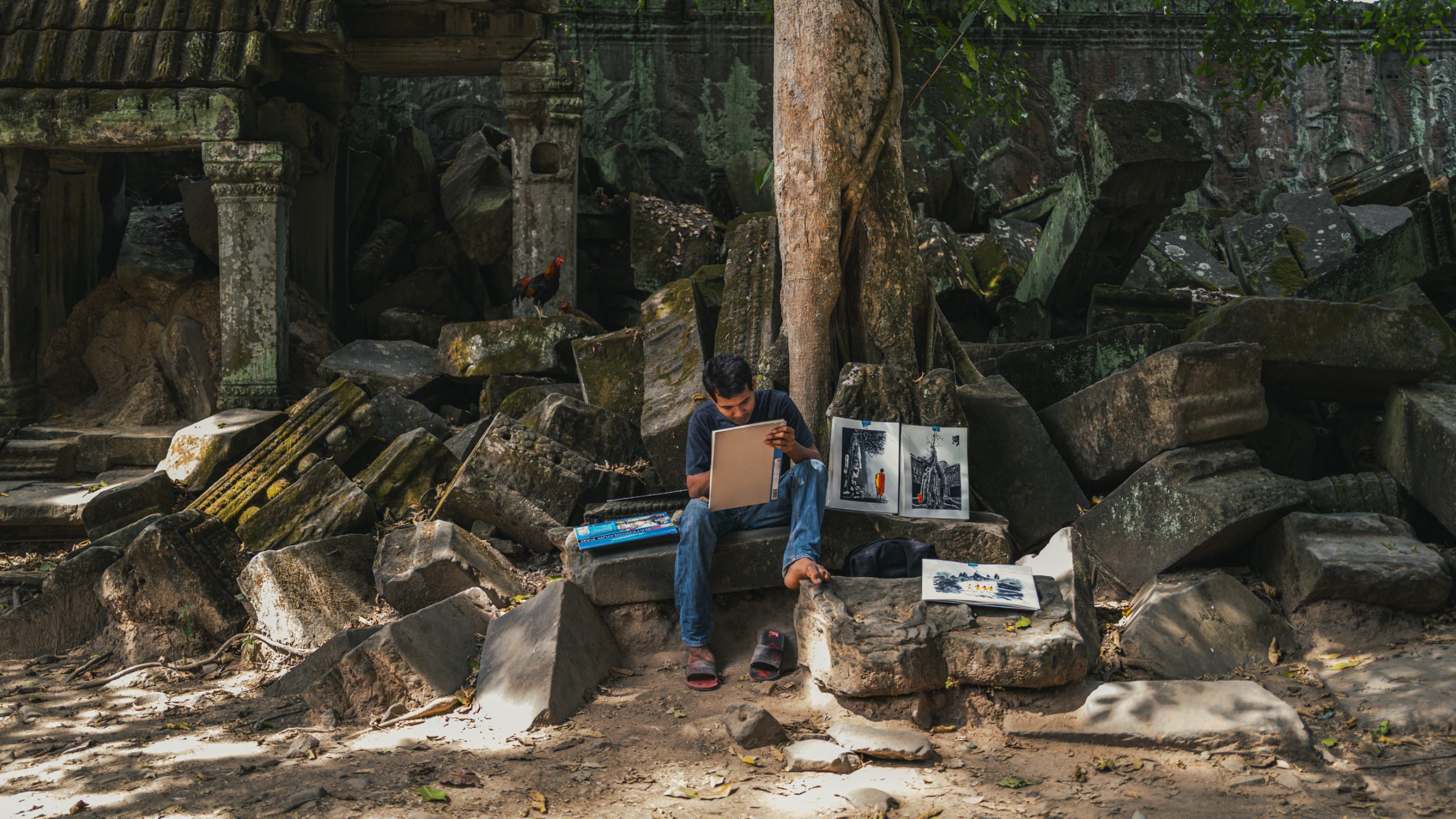 Peintre au Temple de Ta Prohm