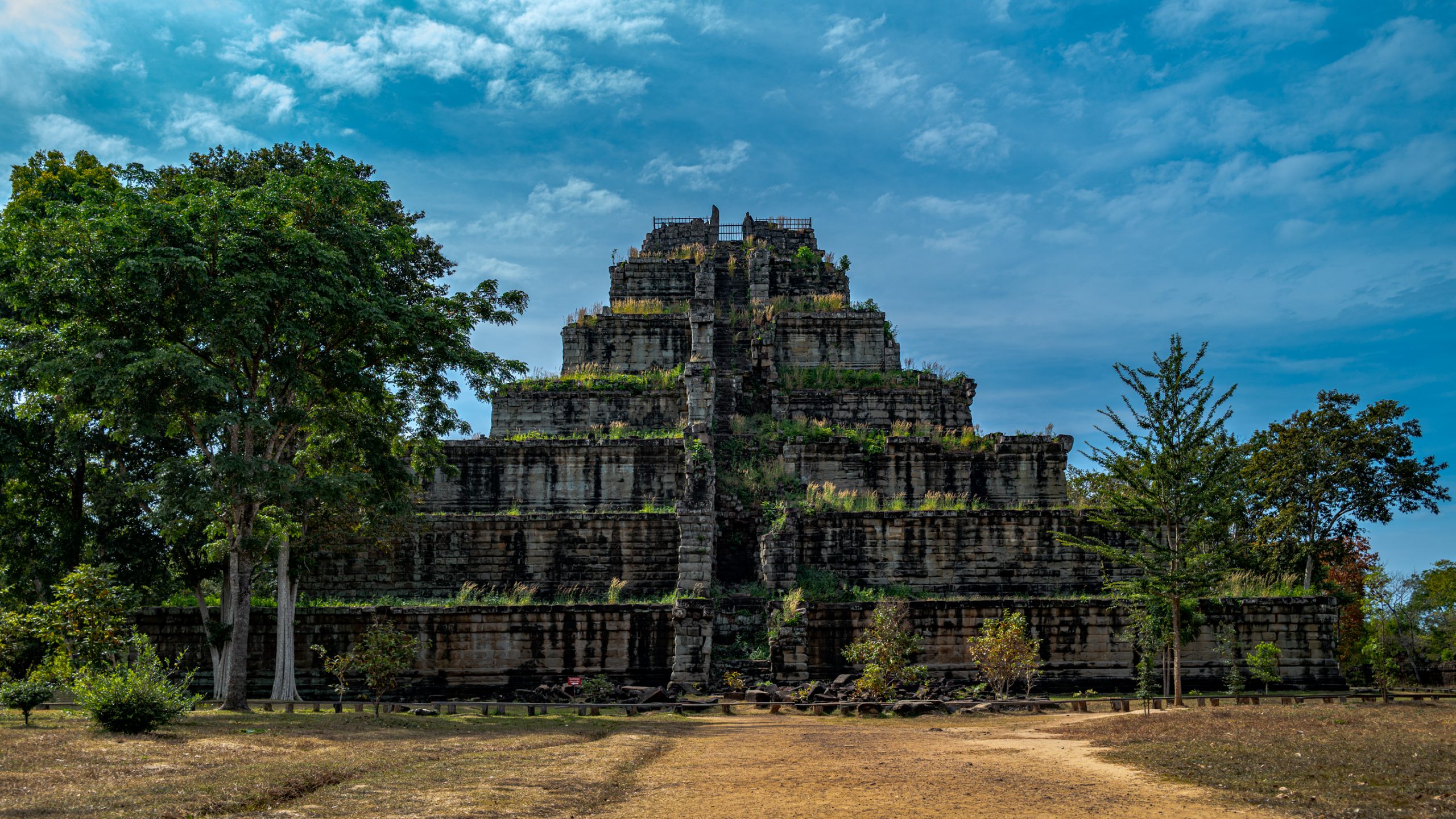Temple pyramidal de Koh Ker