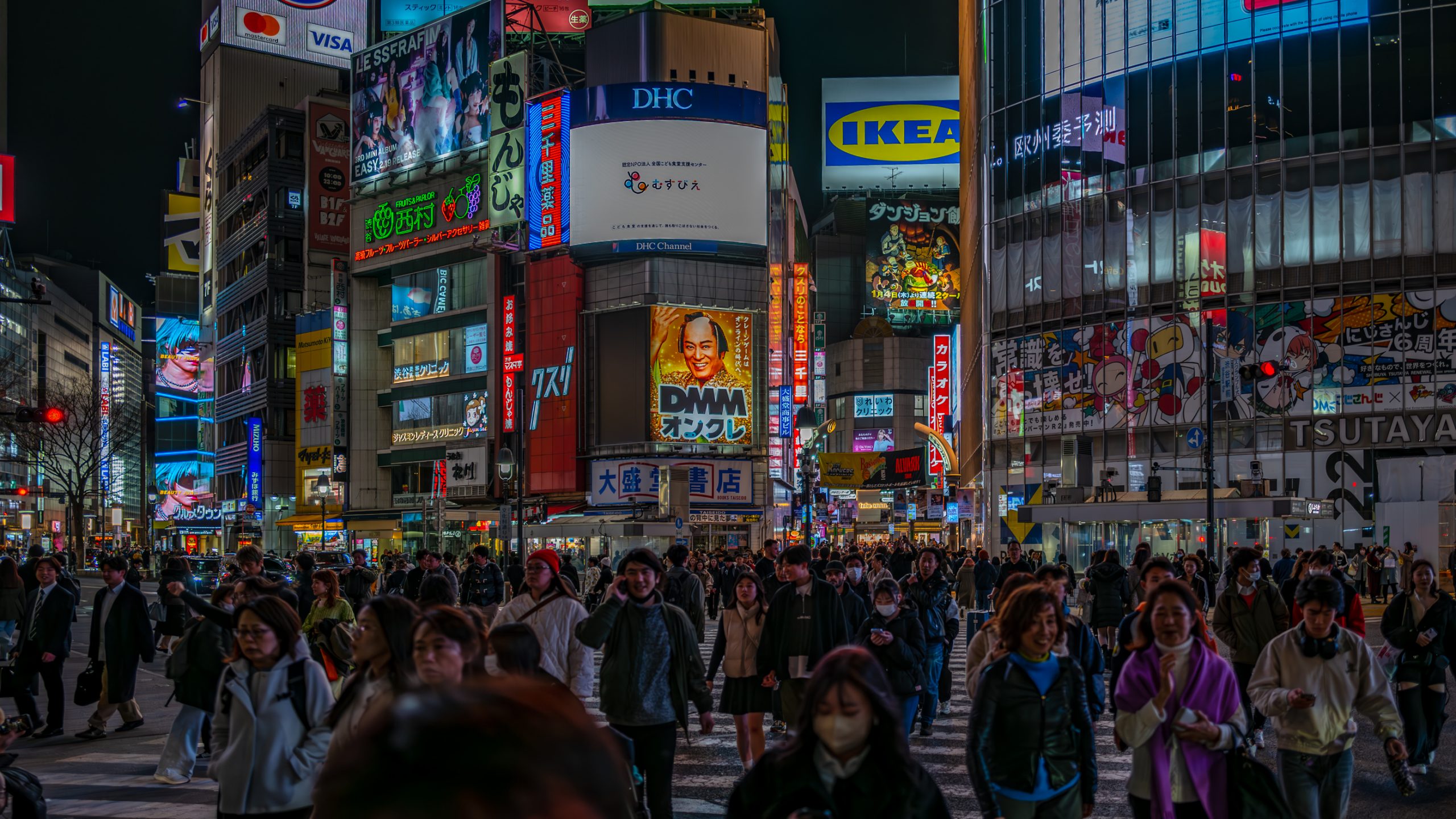 Traversée nocturne de Shibuya