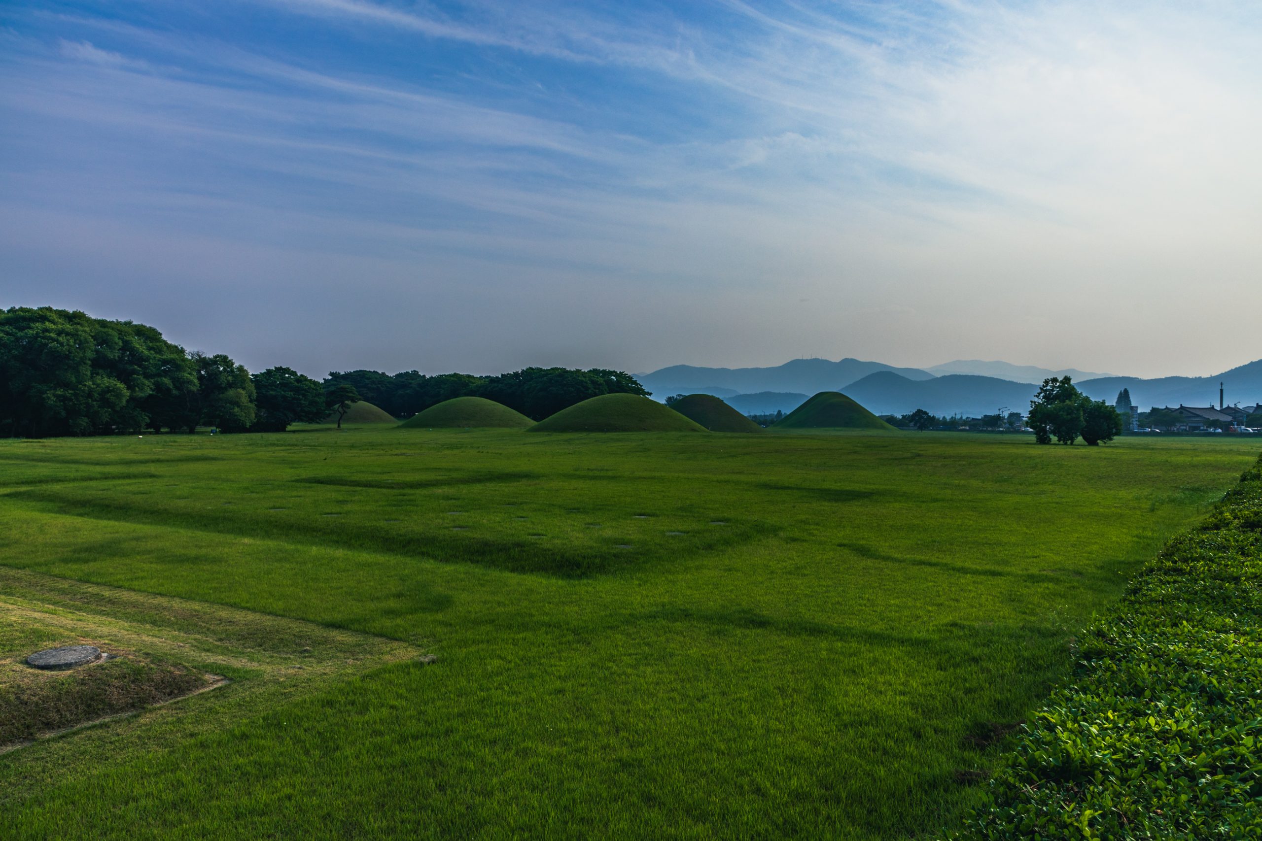 Tumuli royaux de Daereungwon